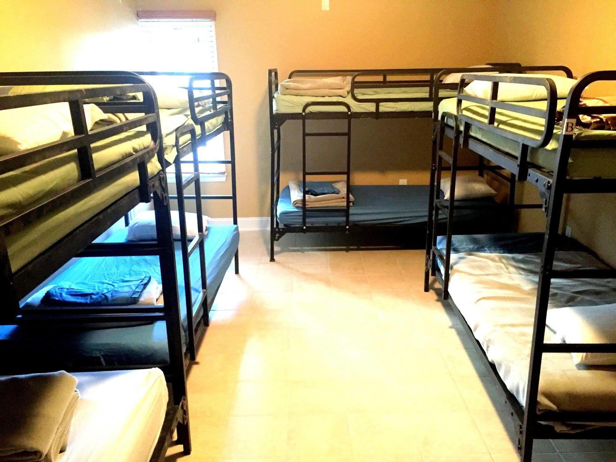Hostel Dc International 2 *